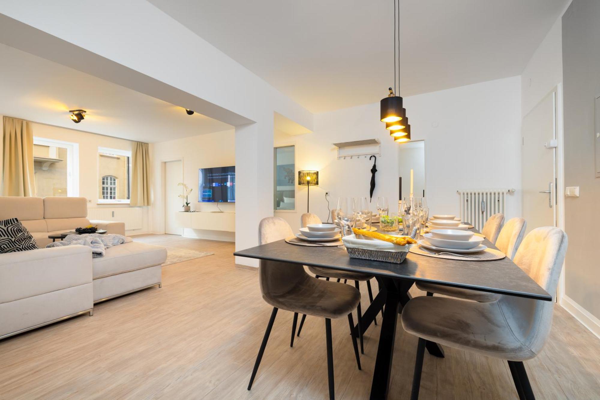 Primero City-Loftdomizil Innenstadt 84Qm Mit Grosser Gemeinschaftsterrasse Augsburgo Exterior foto